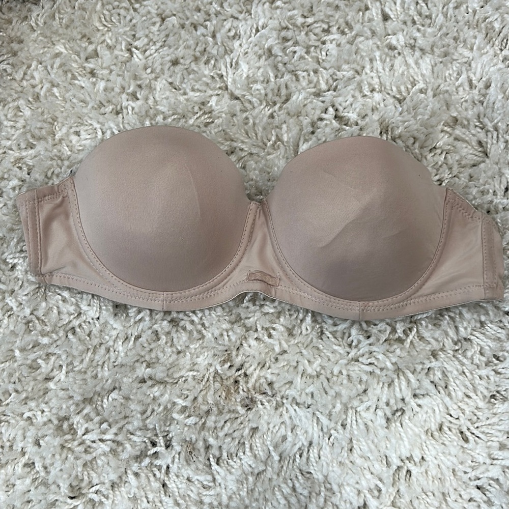 34B Strapless nude bra IZOD